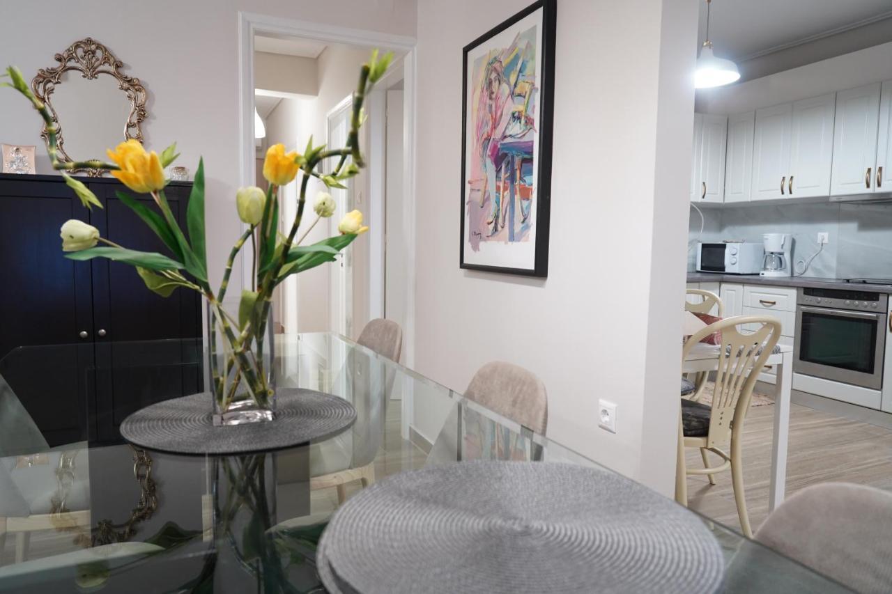 Larissa Downtown Apartment With Parking Kültér fotó
